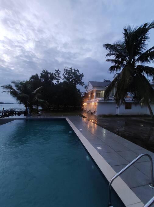 Riveria Portico Villa North Paravur ภายนอก รูปภาพ